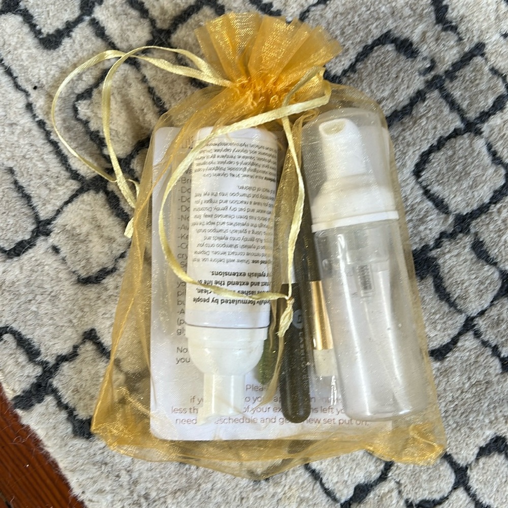 Lash cleanser set - NIB
